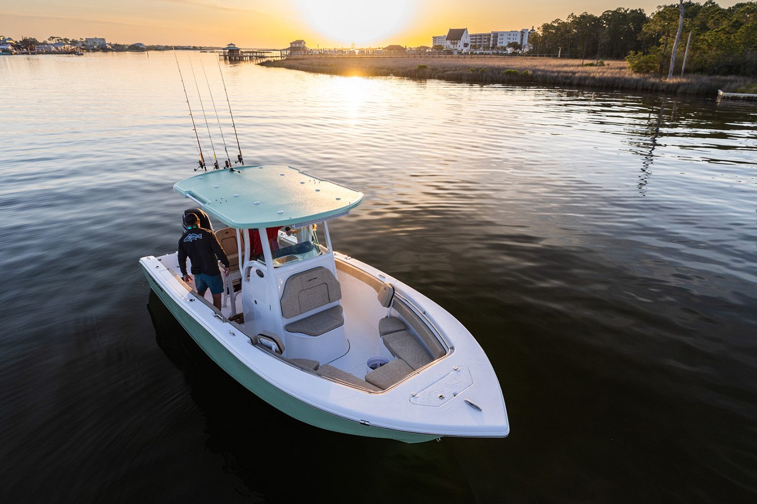 2024 Sea Pro 242 Center Console in Stuart, Florida - Photo 6