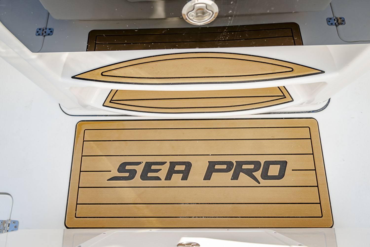 2024 Sea Pro 262 Center Console in Stuart, Florida - Photo 6
