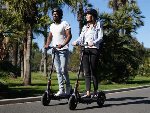 2024 Segway Ninebot KickScooter F40 in Queens Village, New York - Photo 12