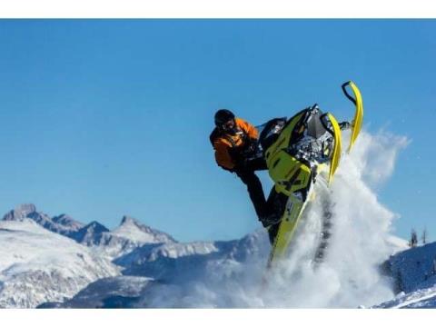 2015 Ski-Doo Summit® X® 163 800R E-TEC®, PowderMax 3.0" in Lake City, Colorado - Photo 23