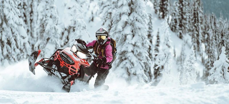 2021 Ski-Doo Summit SP 154 850 E-TEC SHOT PowderMax Light FlexEdge 3.0 in Wenatchee, Washington - Photo 13