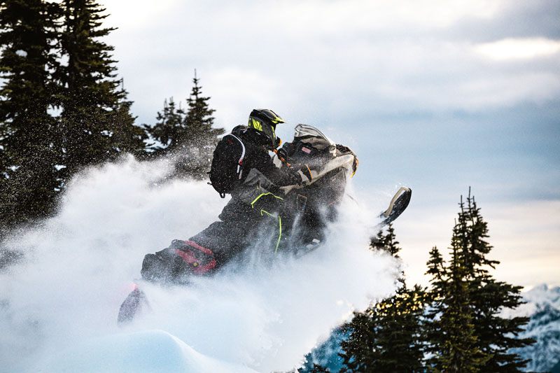 2022 Ski-Doo Expedition SE 900 ACE ES Silent Ice Cobra WT 1.5 w/ Premium Color Display in Land O Lakes, Wisconsin - Photo 5