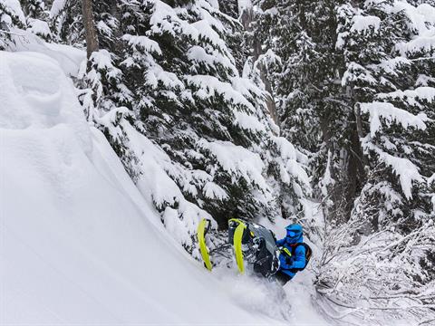 2023 Ski-Doo Summit X Expert 154 850 E-TEC SHOT PowderMax X-Light 3.0 LAC in Colebrook, New Hampshire - Photo 6