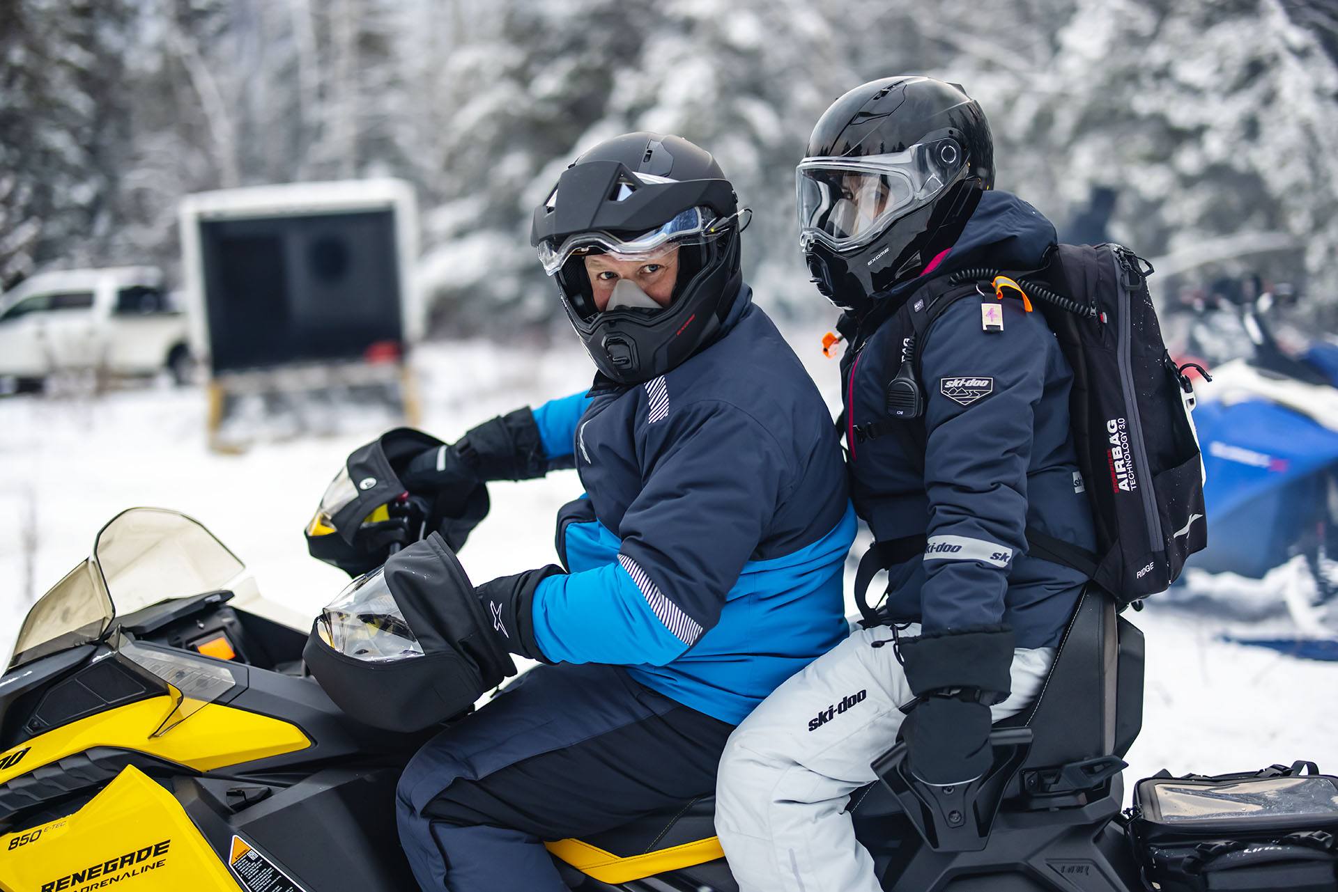 2023 Ski-Doo Renegade Adrenaline 900 ACE Turbo ES Ripsaw 1.25 in Boonville, New York - Photo 13