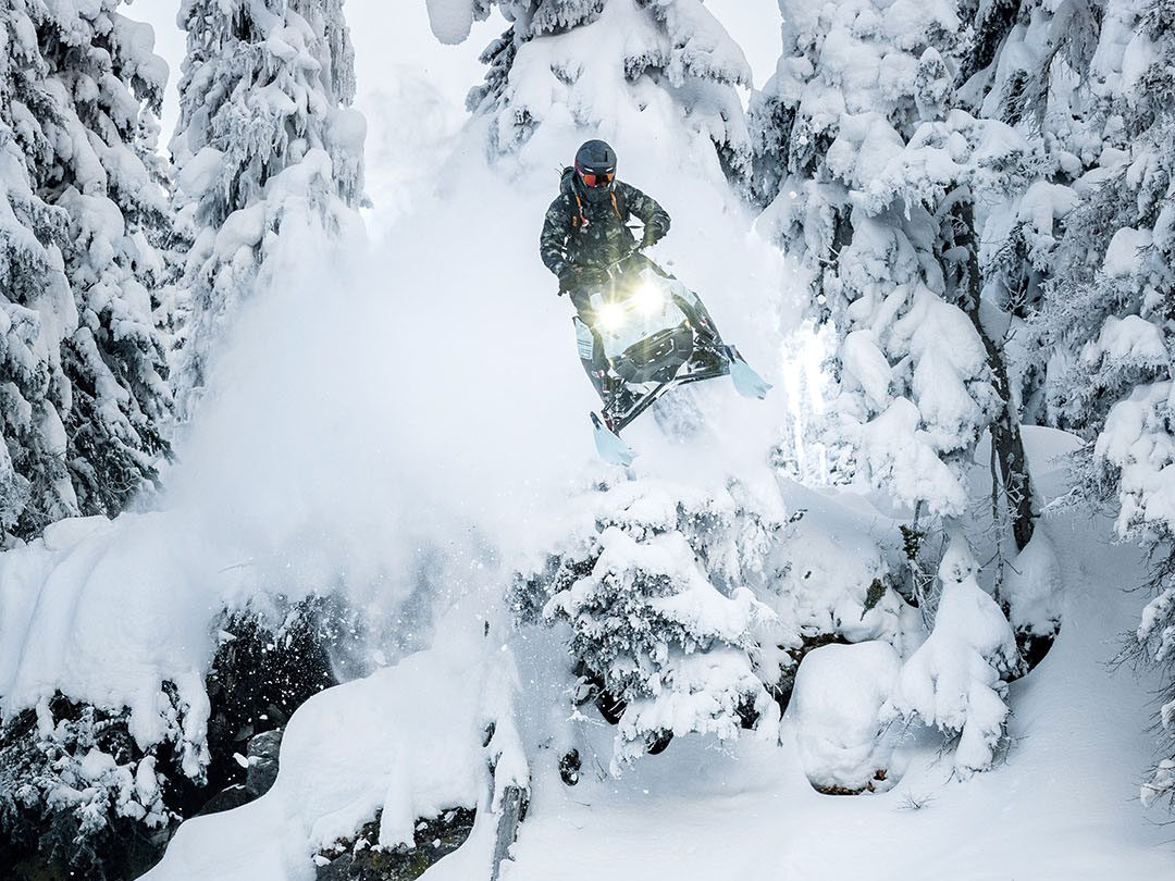 2024 Ski-Doo Freeride 154 850 E-TEC Turbo R SHOT PowderMax X-Light 3.0 w/ 10.25 in. Touchscreen HAC in Bozeman, Montana - Photo 12