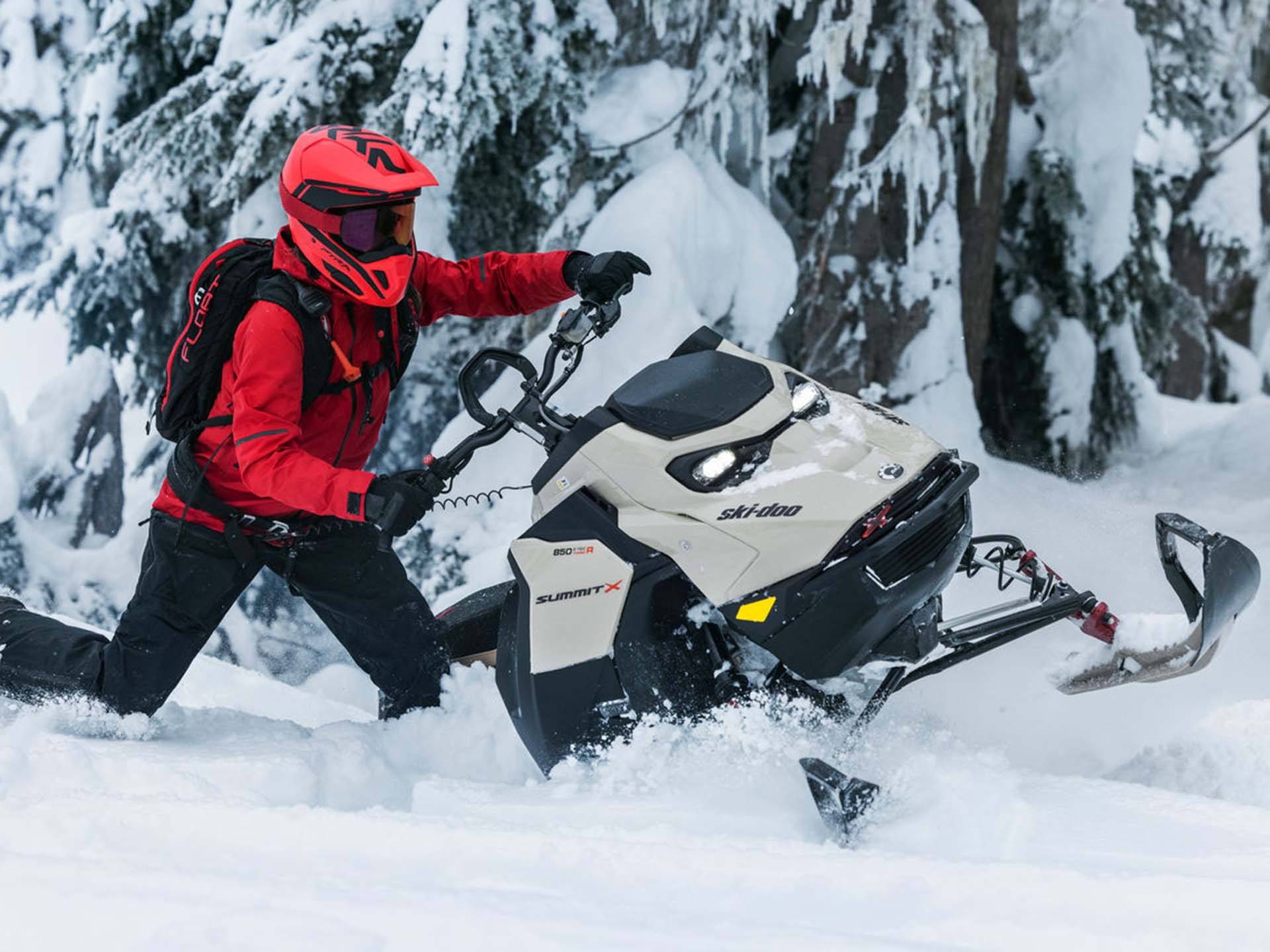 2024 Ski-Doo Summit X 154 850 E-TEC Turbo R SHOT PowderMax X-Light 3.0 FlexEdge w/ 10.25 in. Touchscreen HAC in Epsom, New Hampshire - Photo 8