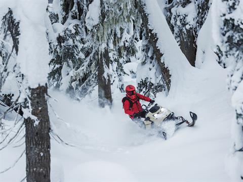 2024 Ski-Doo Summit X 165 850 E-TEC Turbo R SHOT PowderMax X-Light 3.0 FlexEdge w/ 10.25 in. Touchscreen HAC in Derby, Vermont - Photo 9