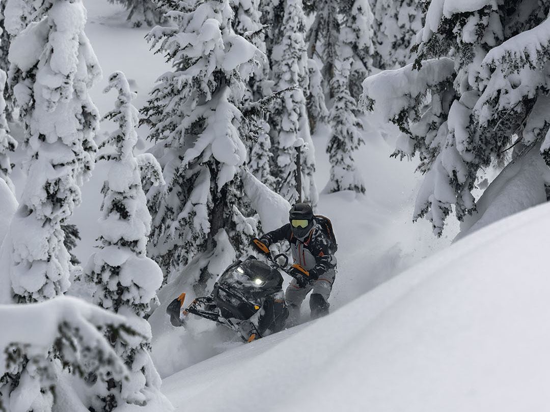 2024 Ski-Doo Summit X Expert 154 850 E-TEC SHOT PowderMax X-Light 3.0 LAC in Wasilla, Alaska - Photo 8