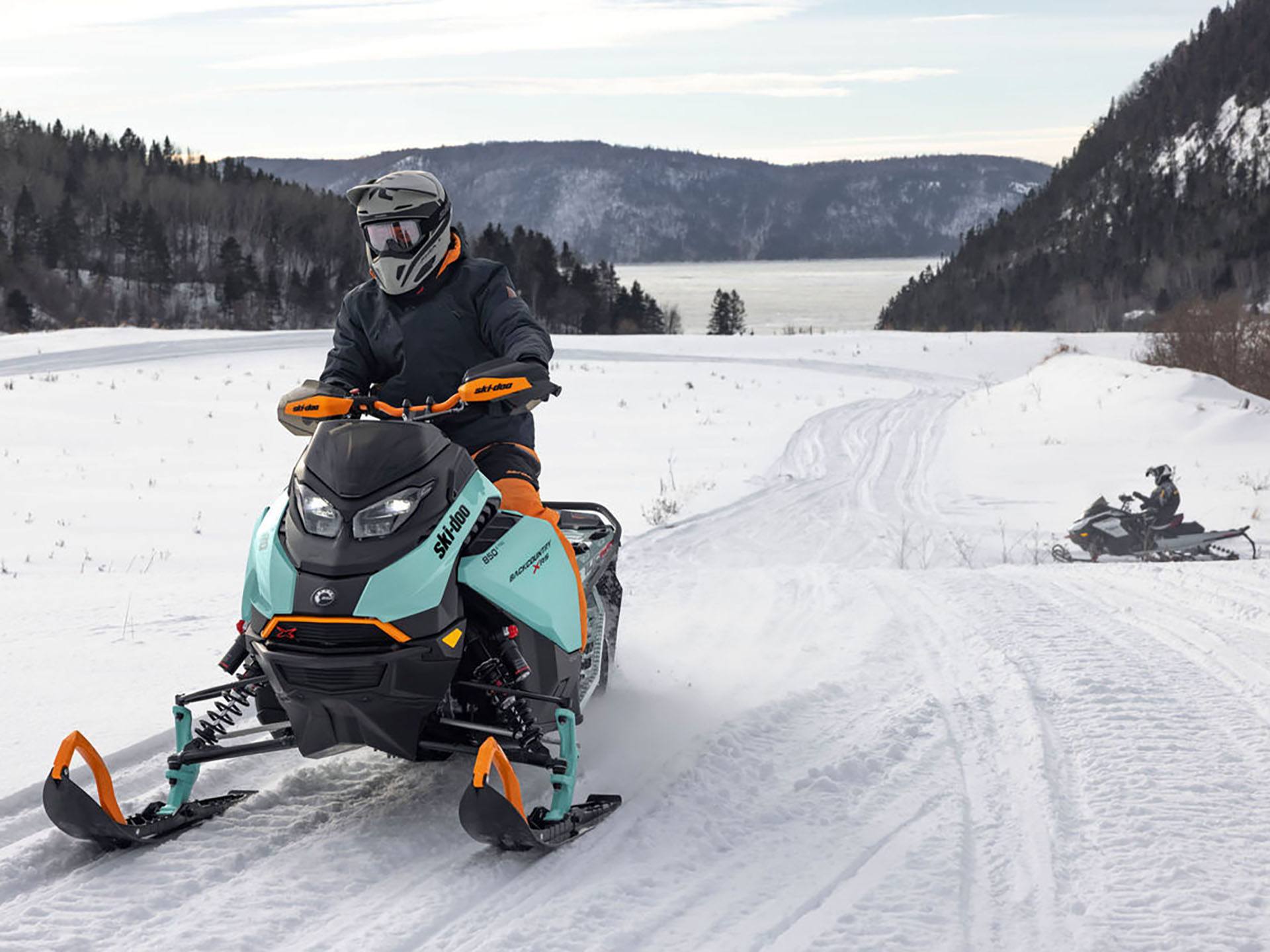 2024 Ski-Doo Backcountry X-RS 146 850 E-TEC ES Ice Cobra 1.6 in Land O Lakes, Wisconsin - Photo 7