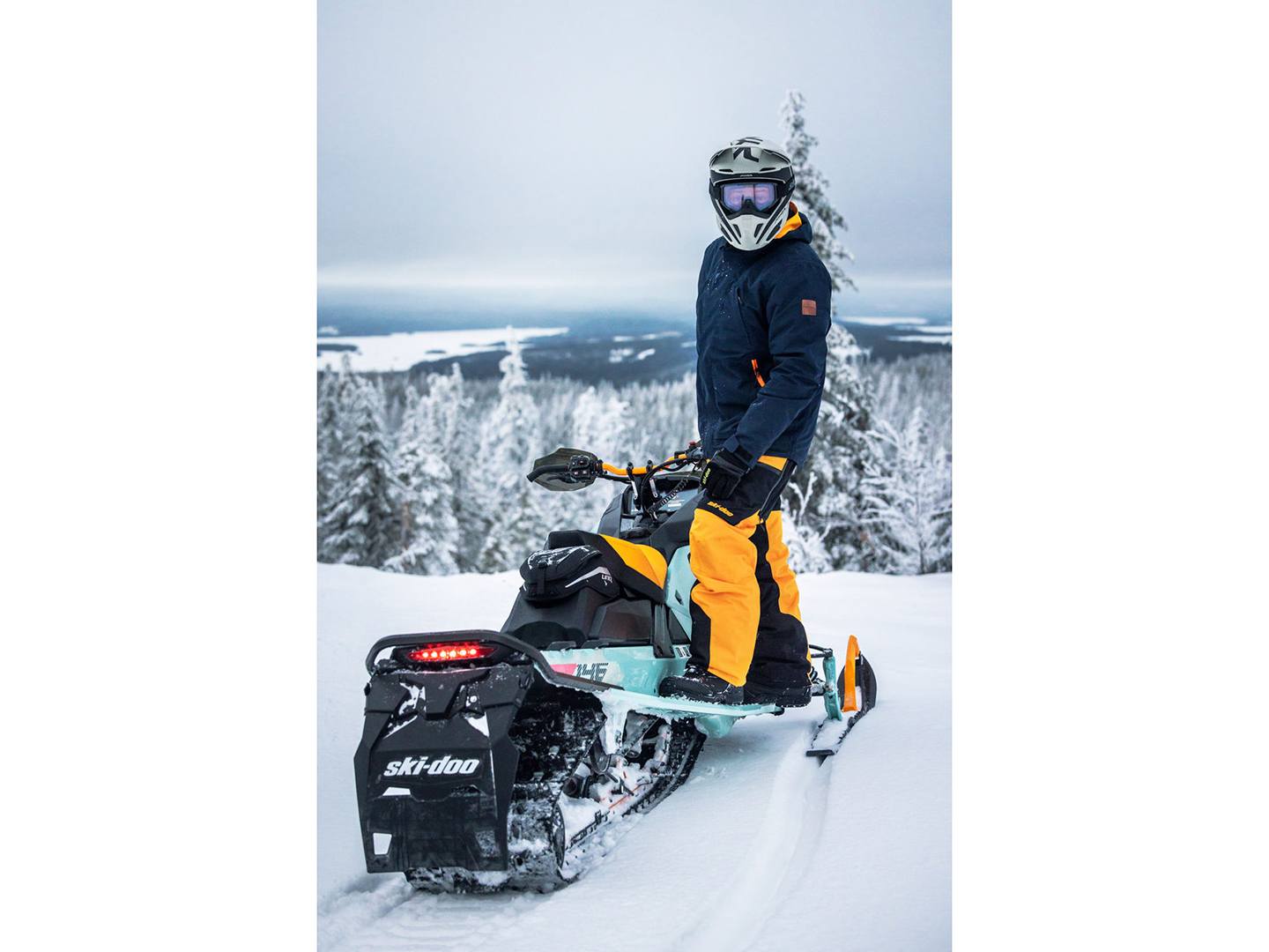 2024 Ski-Doo Backcountry X-RS 154 850 E-TEC ES PowderMax II 2.5 w/ 10.25 in. Touchscreen in Bozeman, Montana - Photo 14