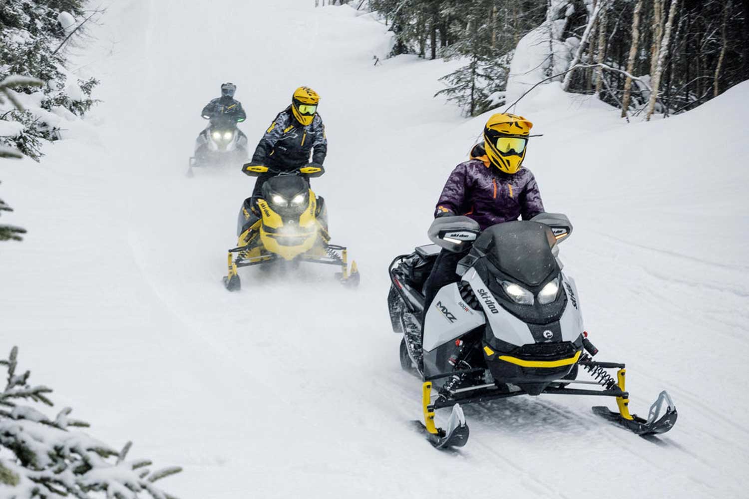 2024 Ski-Doo MXZ Adrenaline with Blizzard Package 129 600R E-TEC ES Ice Ripper XT 1.25 in Land O Lakes, Wisconsin - Photo 5