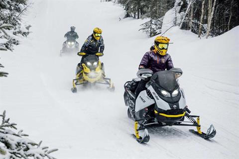 2024 Ski-Doo MXZ Adrenaline with Blizzard Package 129 600R E-TEC ES Ice Ripper XT 1.25 in Hillman, Michigan - Photo 3