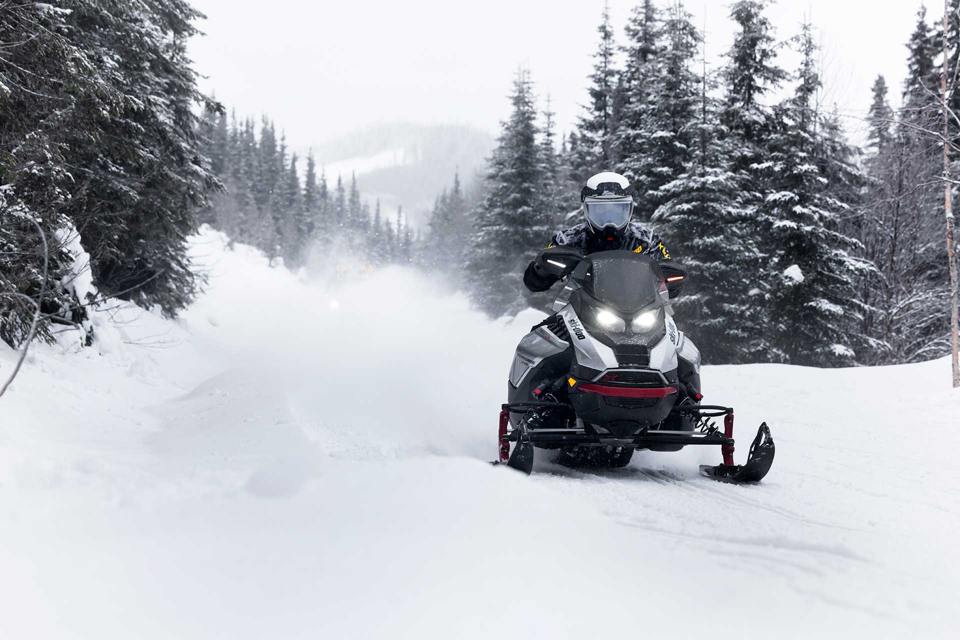 2024 Ski-Doo Renegade X-RS 900 ACE Turbo R ES Ice Ripper XT 1.25 w/ 10.25 in. Touchscreen in Rock Springs, Wyoming - Photo 11