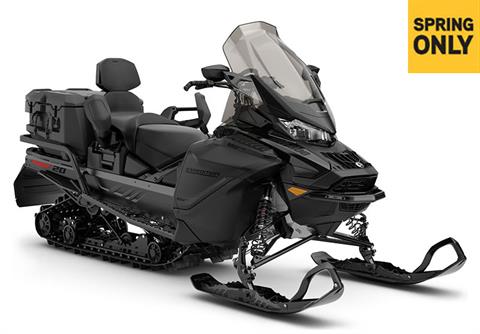 2024 Ski-Doo Expedition SE 850 E-TEC ES Cobra WT 1.8 w/ 7.8 in. LCD Display in Chester, Vermont