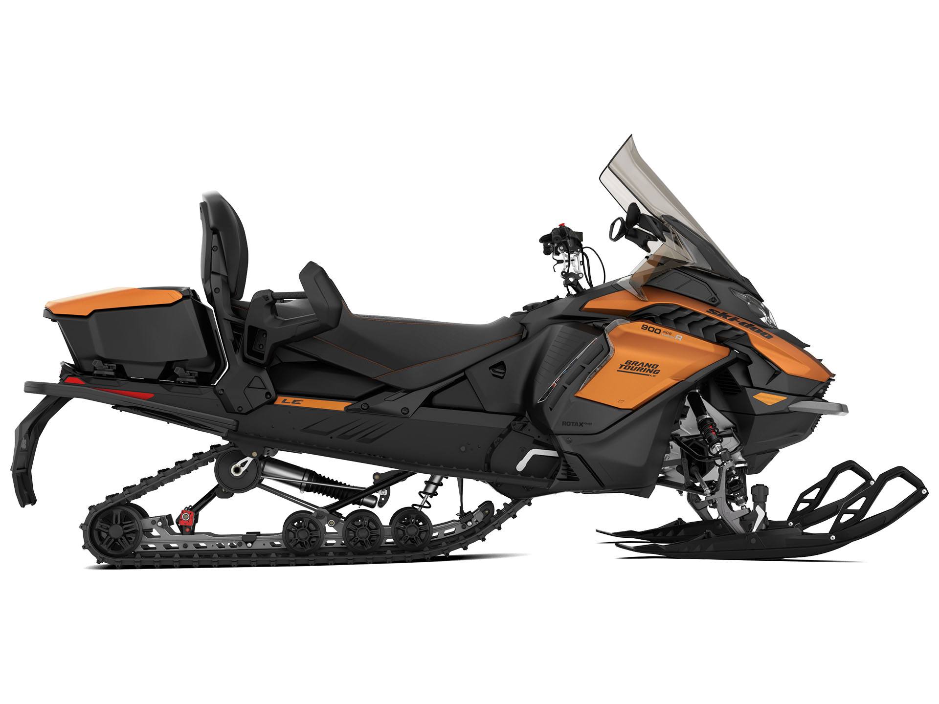 2025 Ski-Doo Grand Touring LE w/ Platinum Package 900 ACE Turbo R ES Silent Ice Track II 1.25 w/ 10.25 in. Touchscreen in Celina, Ohio - Photo 2