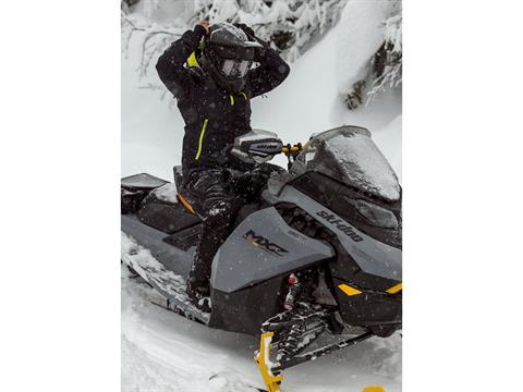2025 Ski-Doo MXZ Adrenaline w/ Blizzard Package 129 850 E-TEC ES Ice Ripper XT 1.25 in Island Park, Idaho - Photo 7