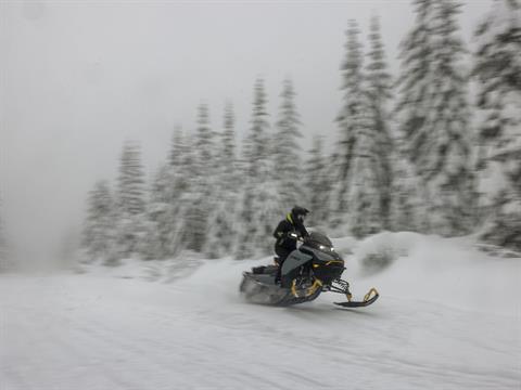 2025 Ski-Doo MXZ Adrenaline w/ Blizzard Package 129 850 E-TEC ES Ice Ripper XT 1.25 in Island Park, Idaho - Photo 9