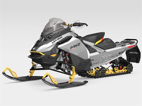 2025 Ski-Doo MXZ Adrenaline w/ Blizzard Package 137 600R E-TEC ES Ice Ripper XT 1.25 in Hillman, Michigan - Photo 2