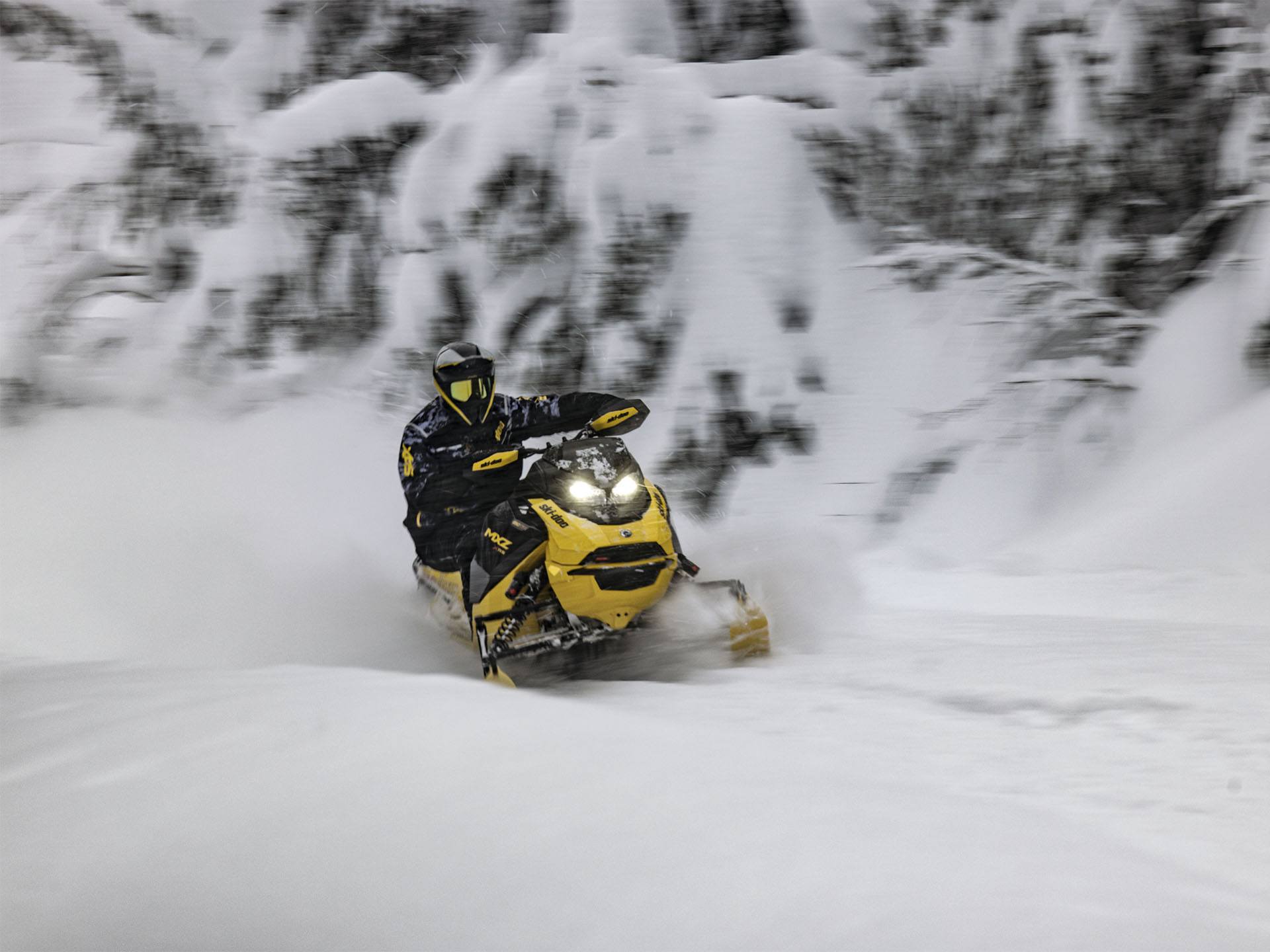 2025 Ski-Doo MXZ X-RS w/ Competition Package 850 E-TEC Turbo R SHOT RipSaw II 2-Ply 1.25 in Idaho Falls, Idaho - Photo 13