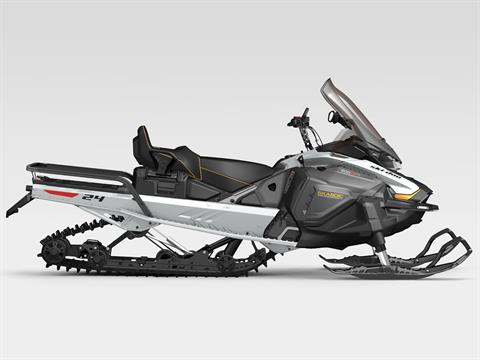 2025 Ski-Doo Skandic LE 600R E-TEC ES Silent Cobra WT 1.5 Track 24 in. in Chester, Vermont - Photo 3