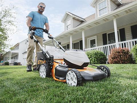 Stihl RMA 510 V 21 in. Self-Propelled w/ AP300S Battery & AL300 Charger in Elma, New York - Photo 5