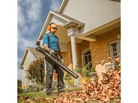 Stihl BR 200 in Kerrville, Texas - Photo 5