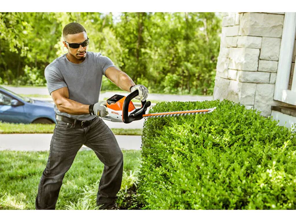Stihl HSA 56 w/ AK 10 Battery & AL 101 Charger in Kerrville, Texas - Photo 5