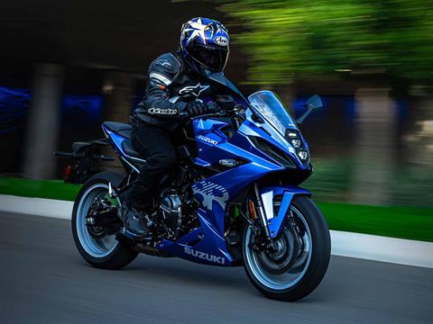 2025 Suzuki GSX-8R in Oklahoma City, Oklahoma - Photo 10