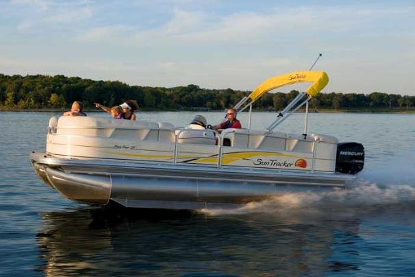 The PARTY BARGE 21 is available in three color combos. - Photo 26