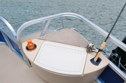 2013 Sun Tracker Fishin' Barge 20 DLX in Appleton, Wisconsin - Photo 26