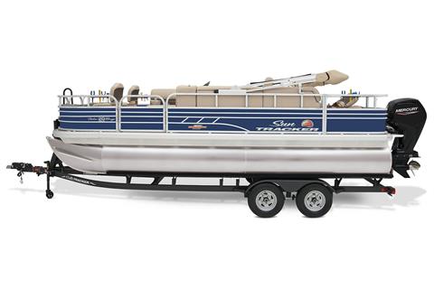 2023 Sun Tracker Fishin' Barge 20 DLX in Gaylord, Michigan - Photo 4