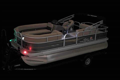 2023 Sun Tracker Party Barge 18 DLX in Rapid City, South Dakota - Photo 6
