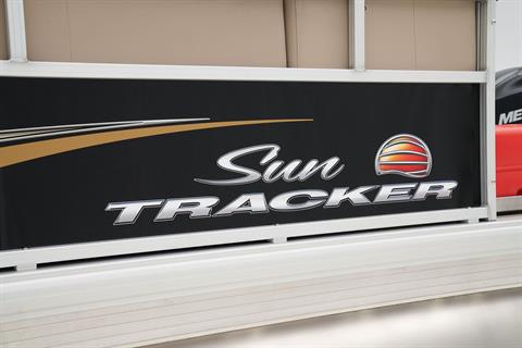 2024 Sun Tracker Party Barge 16 DLX in Marquette, Michigan - Photo 20