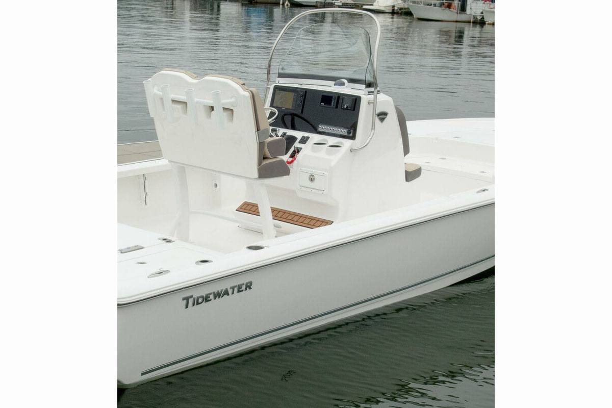 2022 Tidewater 2410 Bay Max in Newberry, South Carolina