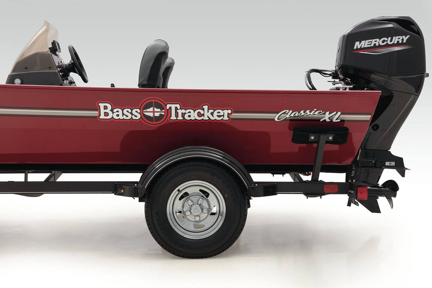 2022 Tracker Bass Tracker Classic XL in Marquette, Michigan - Photo 9