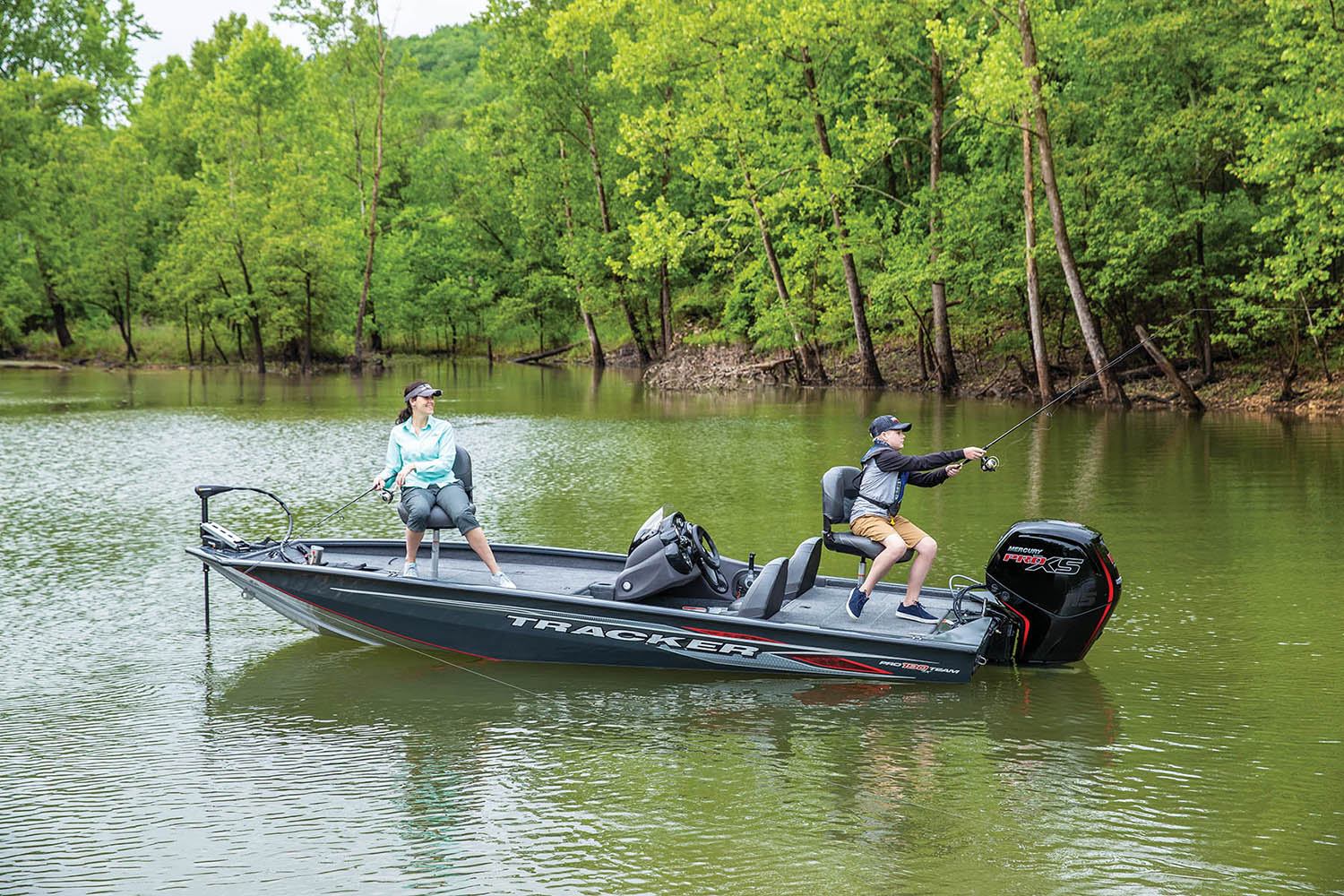 The 5 Best Bass Boats for the Money: Top Picks and Reviews 3