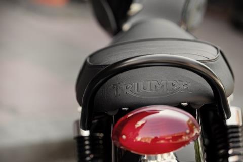 2016 Triumph Bonneville T100 Black in Goshen, New York - Photo 9