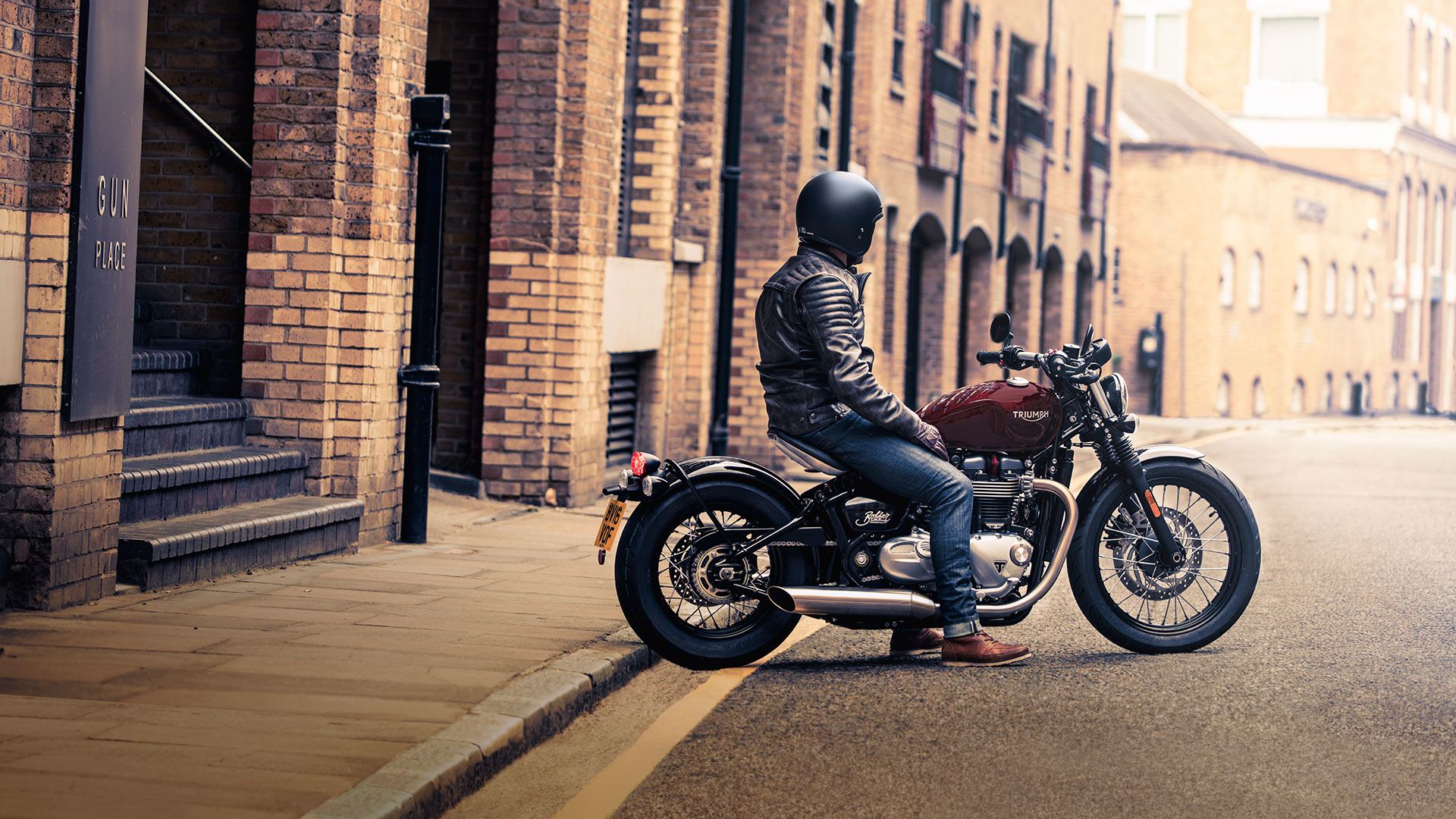 triumph bonneville bobber