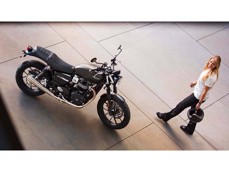 2020 Triumph Street Twin in Fort Myers, Florida - Photo 8