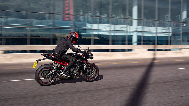 2022 Triumph Street Triple R in Indianapolis, Indiana - Photo 14