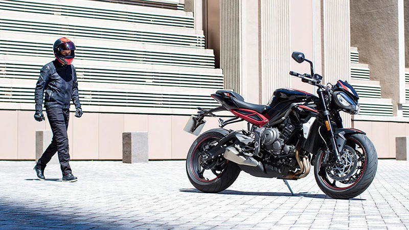 2022 Triumph Street Triple R in Indianapolis, Indiana - Photo 10