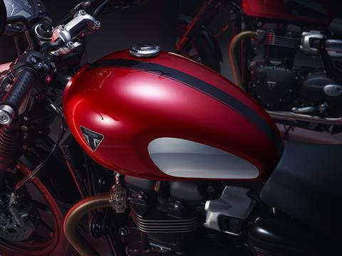 2023 Triumph Speed Twin 900 Chrome Edition in Fort Wayne, Indiana - Photo 12