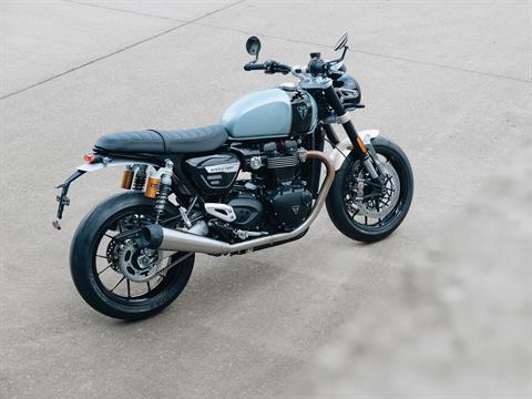 2023 Triumph Speed Twin Breitling Limited Edition in Columbus, Ohio - Photo 15