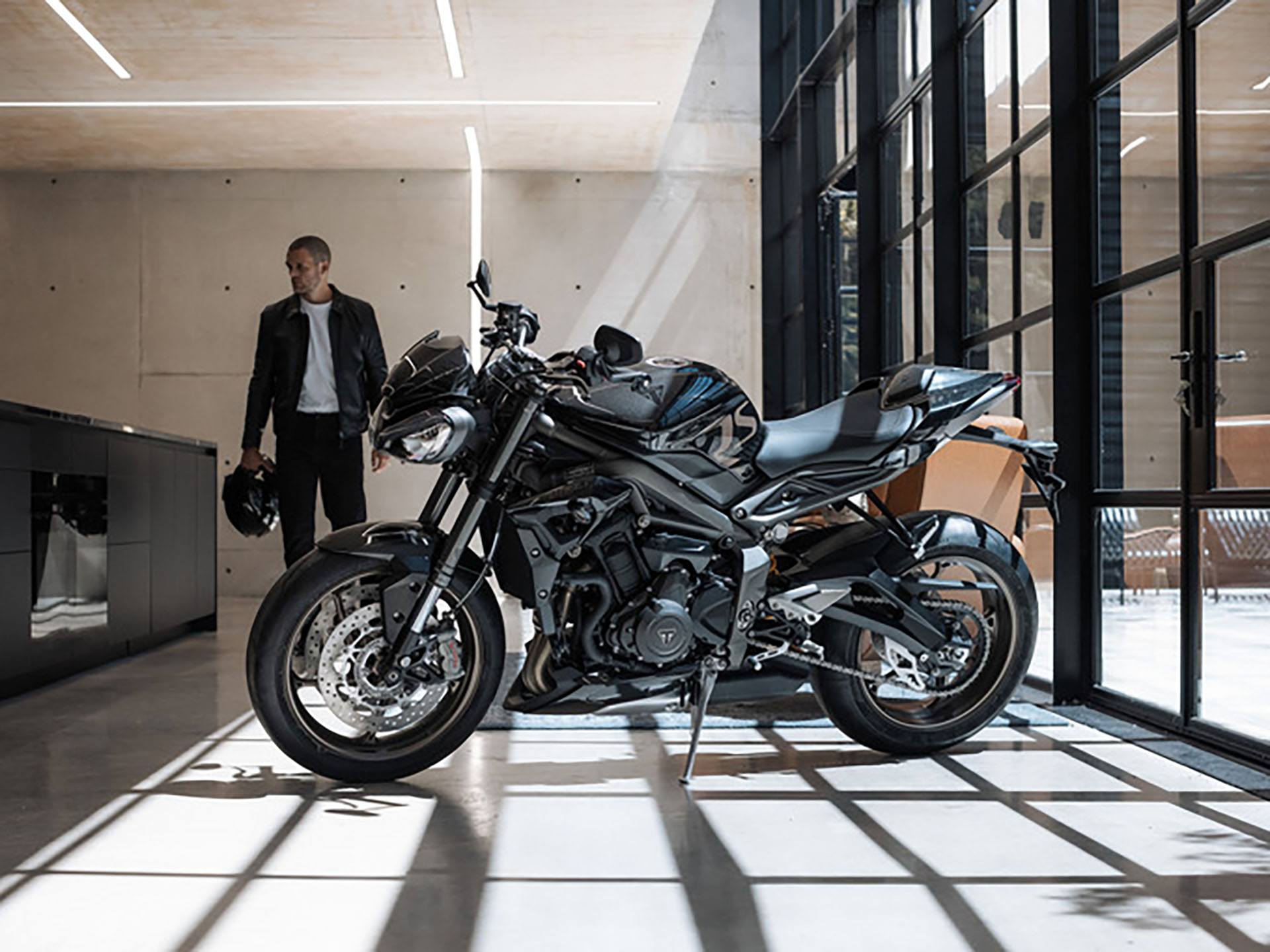 2023 Triumph Street Triple RS in Albany, New York - Photo 11