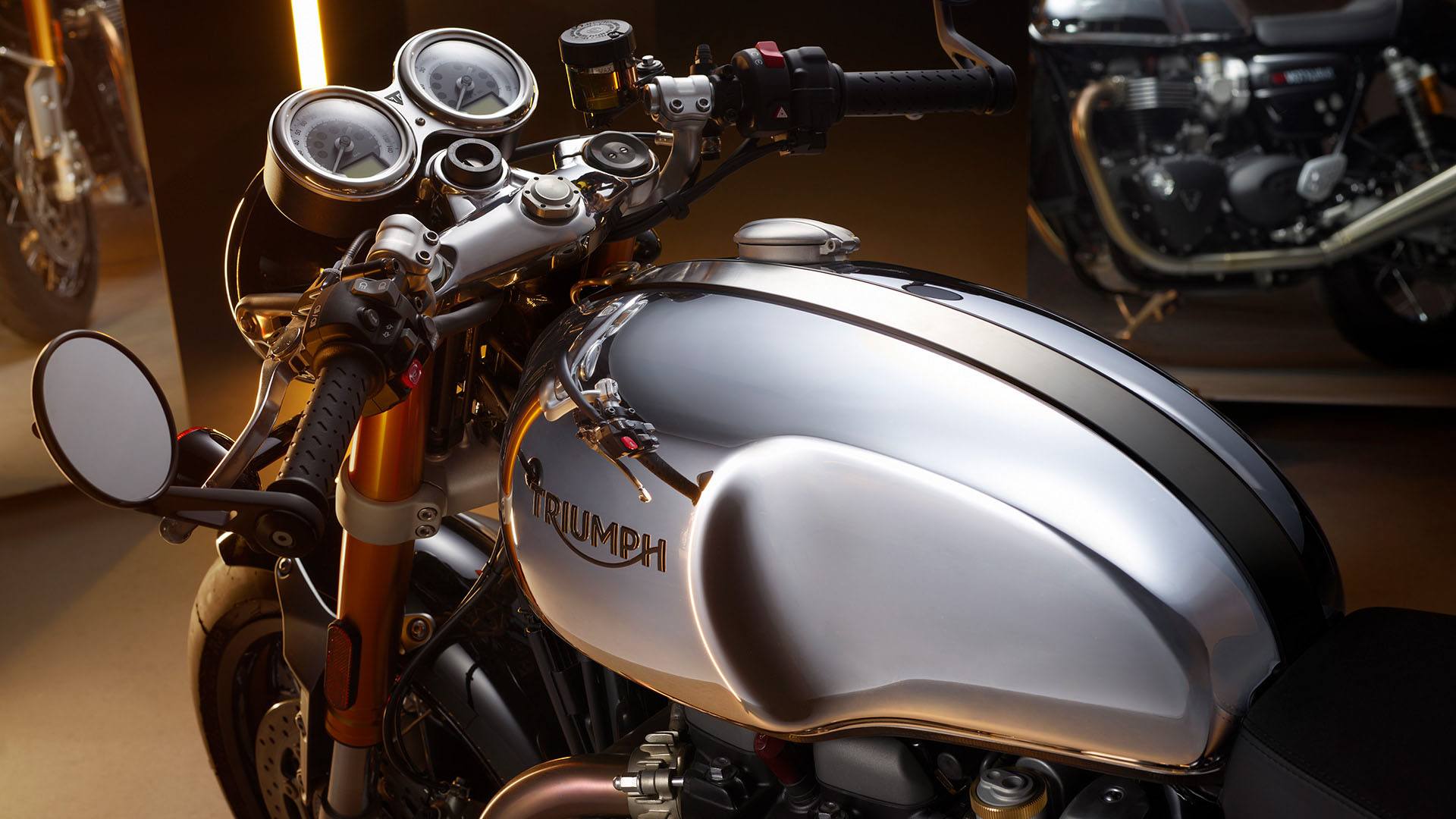 2023 Triumph Thruxton RS Chrome Edition in Mahwah, New Jersey - Photo 3