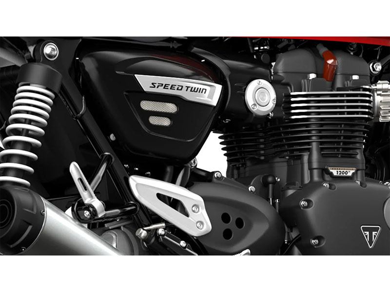 2024 Triumph Speed Twin 1200 in New Haven, Vermont - Photo 10