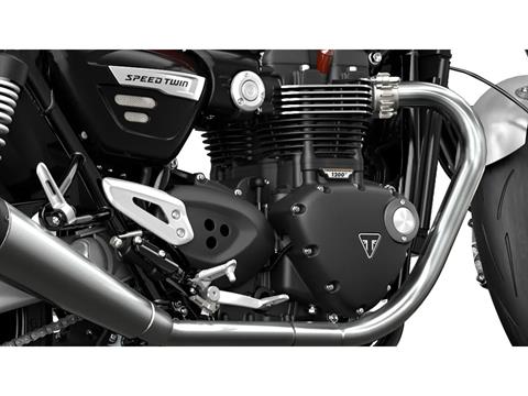2024 Triumph Speed Twin 1200 in Enfield, Connecticut - Photo 9