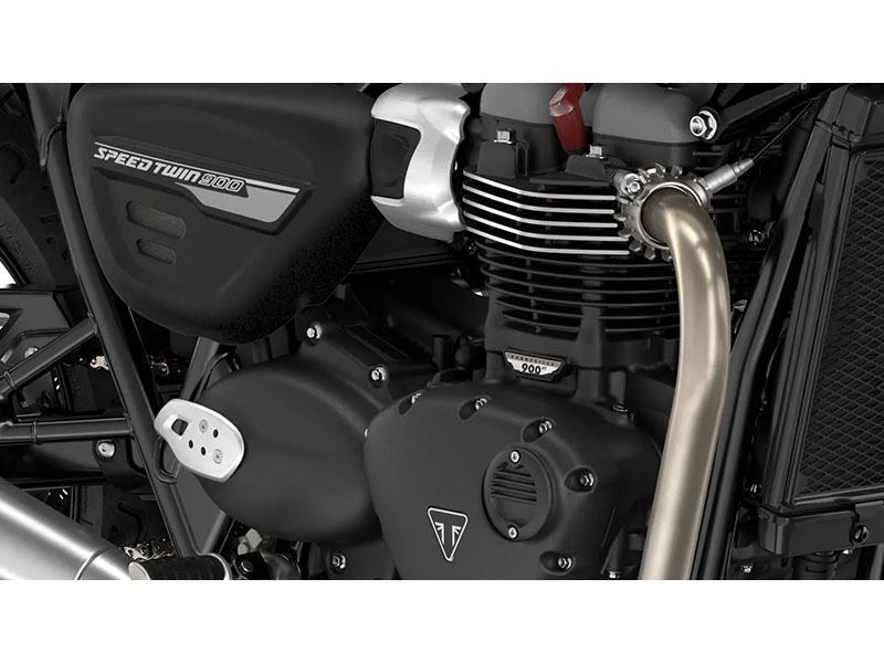 2024 Triumph Speed Twin 900 in New Haven, Vermont - Photo 7