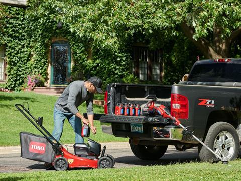 Toro Heavy Duty 21 in. 60V MAX Electric Battery 2-Bail Variable Speed Zone Start in Eagle Bend, Minnesota - Photo 5