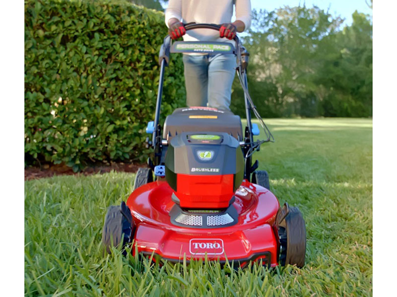 Toro Recycler 22 in. 60V MAX Electric Battery SMARTSTOW Personal Pace Auto-Drive High Wheel in Angleton, Texas - Photo 13